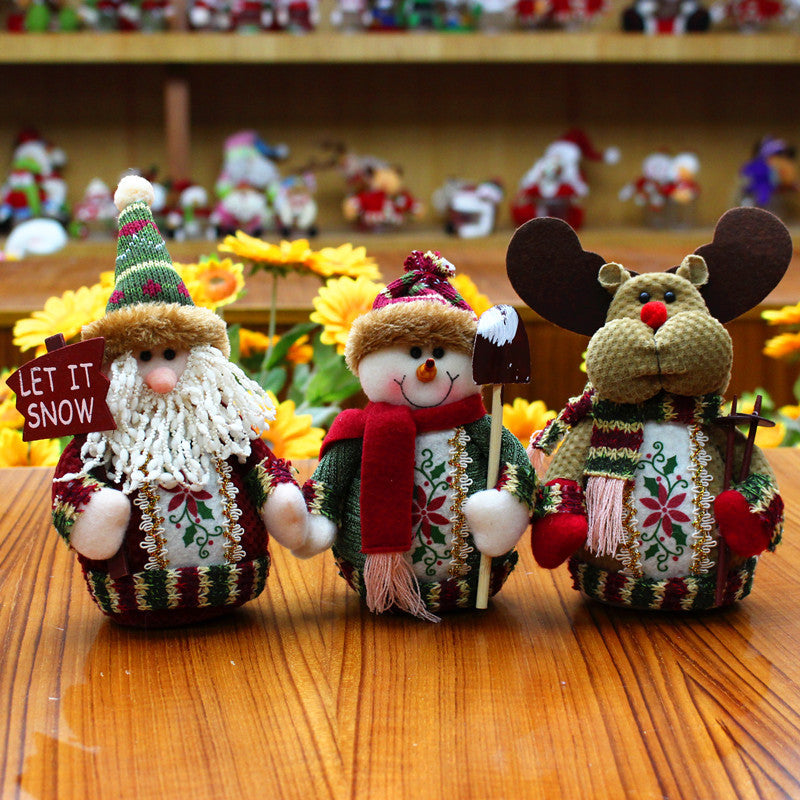 Cute rustic Babbo Natale, renne e decorazioni natalizie
