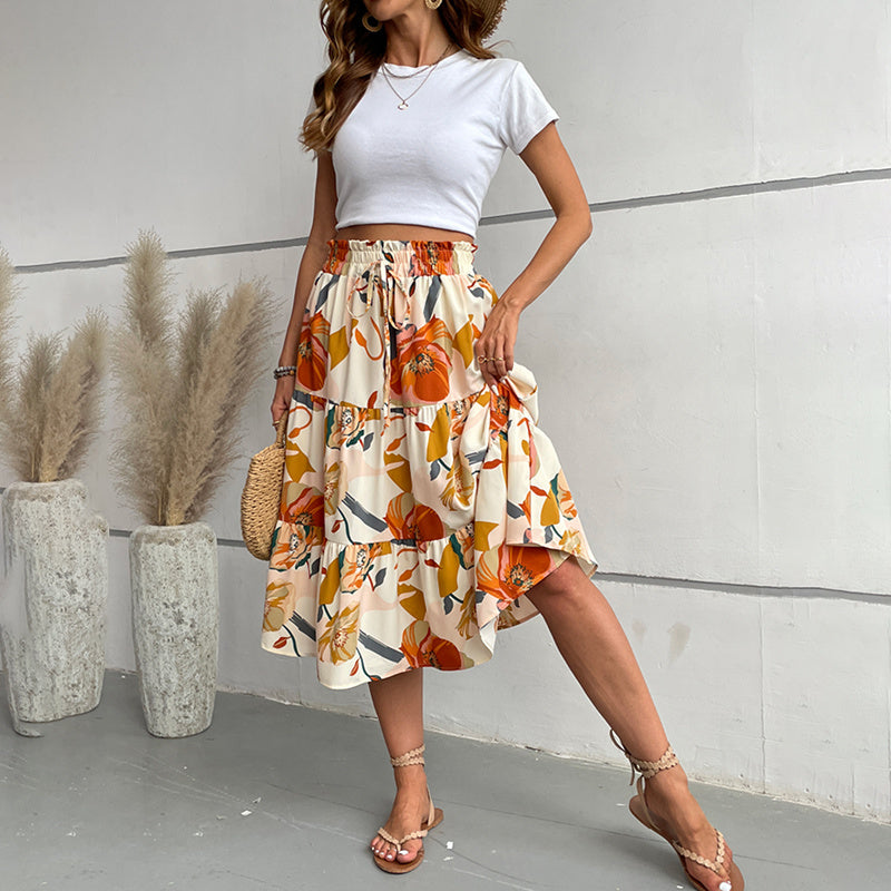 Saia Midi de camada floral com cintura elástica para boho charme