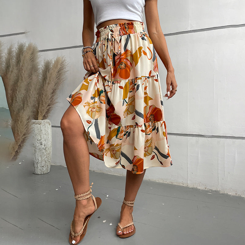 Saia Midi de camada floral com cintura elástica para boho charme