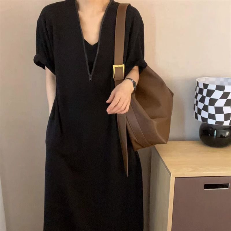 Gaun gaya hepburn retro premium dengan penutupan ritsleting