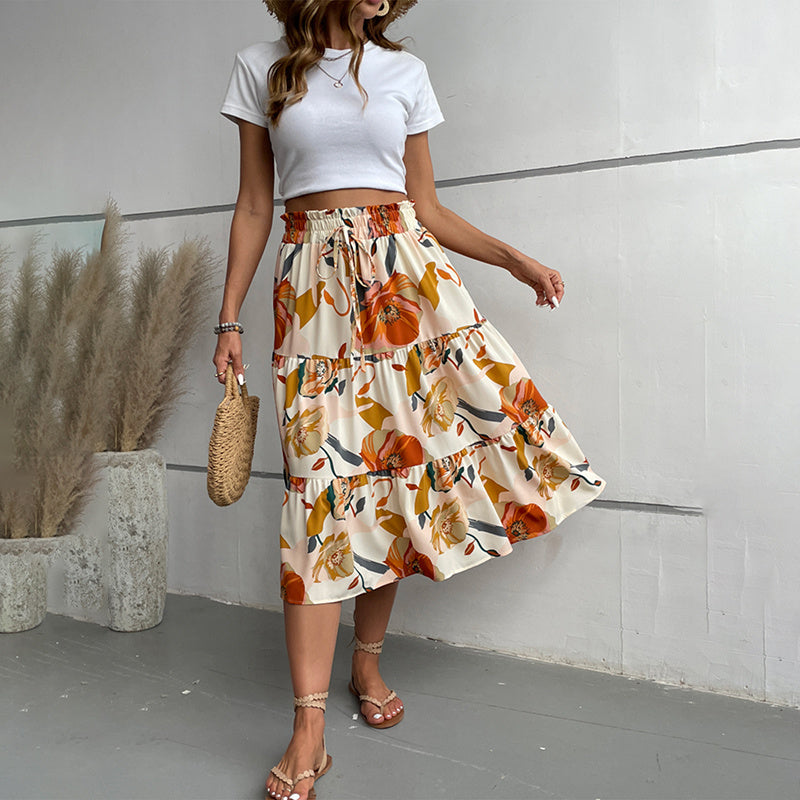 Saia Midi de camada floral com cintura elástica para boho charme