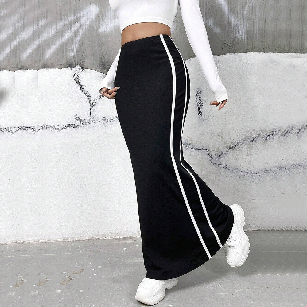 Elegant Color Block Pencil Skirt With Contrasting Panel Design
