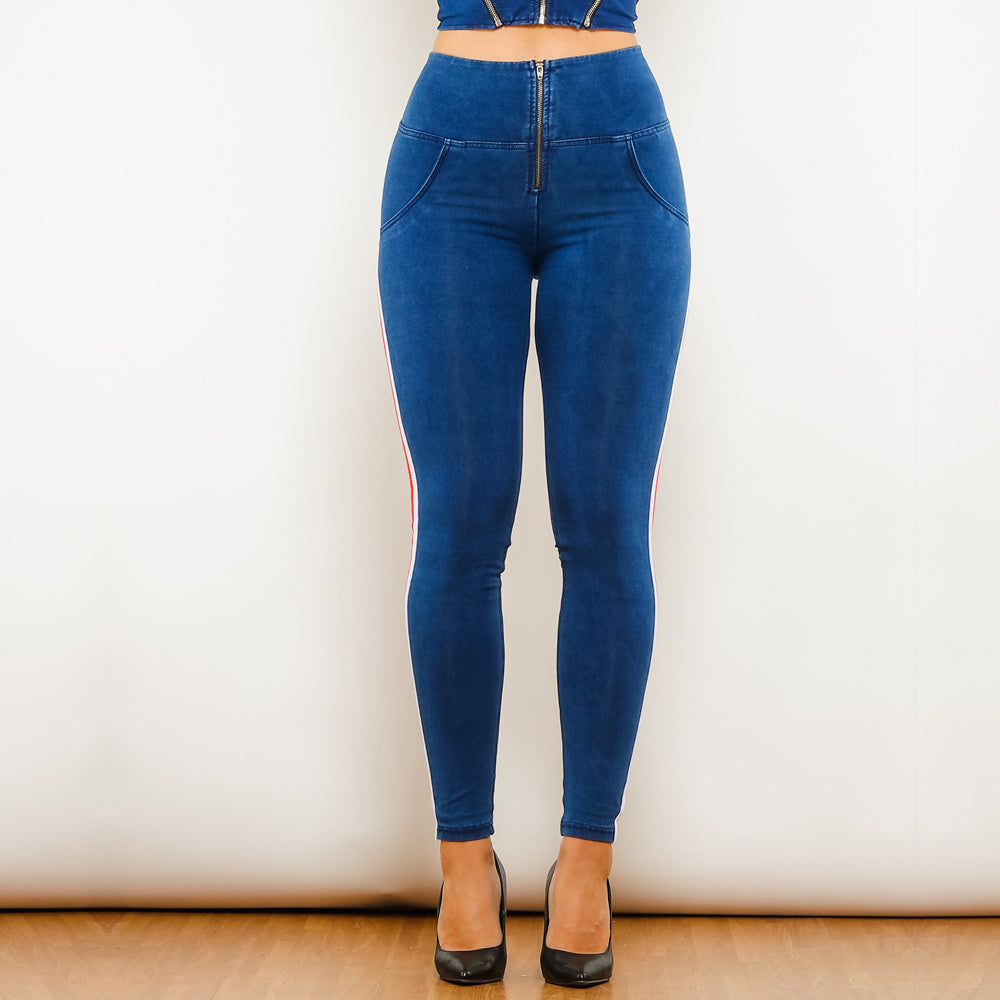 Jeggings de lápiz negro con diseño delgado a rayas