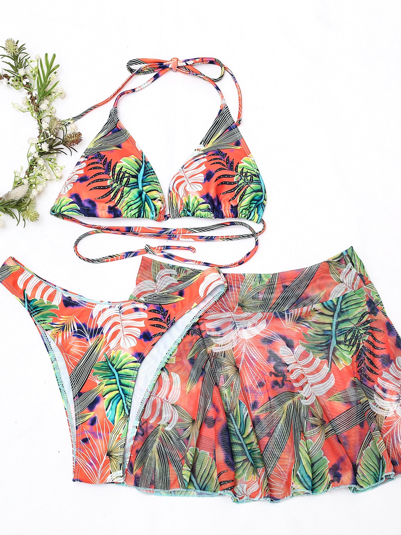 Big Blumenblatt dreiteiliger Bikini für gestärkten Stil