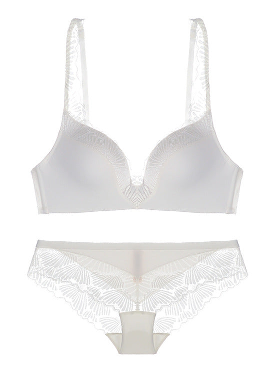 Smooth Cup Lace Trim Bra and Panty Set