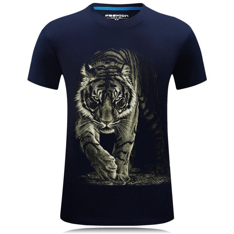 Tigre sulla camicia in preda