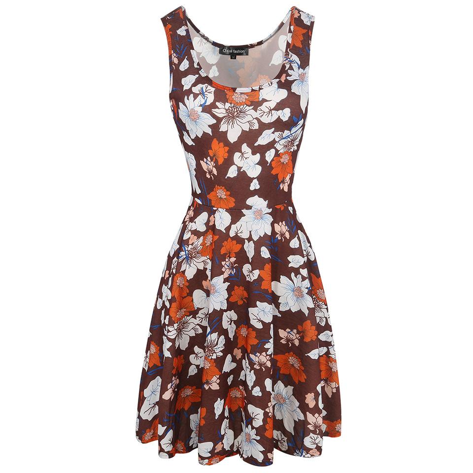 Robe de char scoop de profond floral