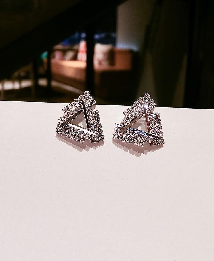 Dazzling Triangle Cutout Stud Earrings - Theone Apparel