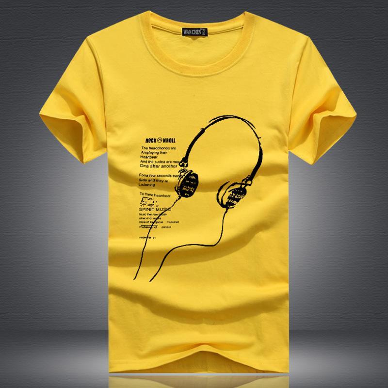 Camiseta con auriculares Music is Life