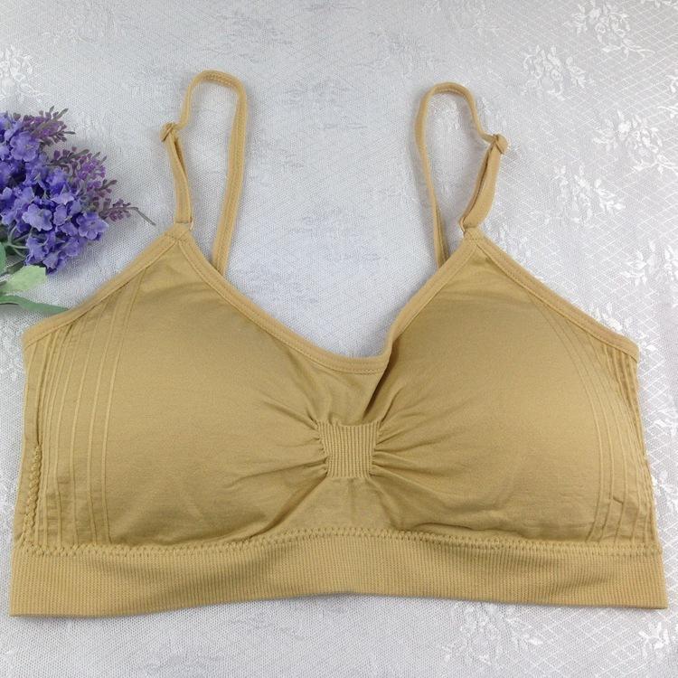 Bralette ligero con copa contorneada