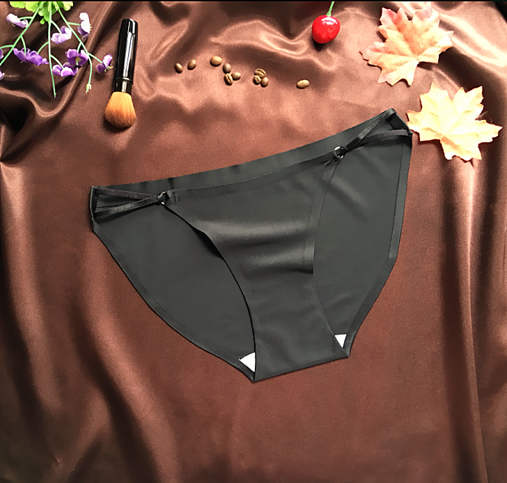 Culotte de couverture complète en douce et soie opaque