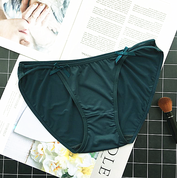 Full Coverage Low Waist Opaque Panties with Bows
