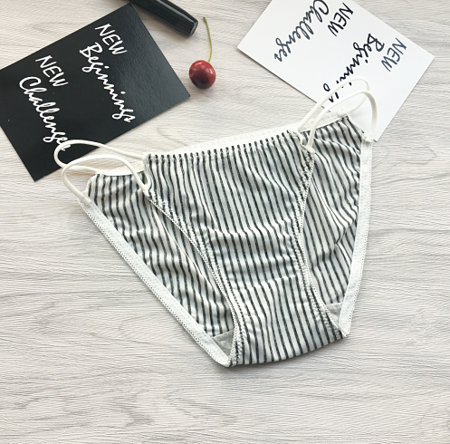 Vertical Pinstripe Fll Coverage Panties with Hip Straps